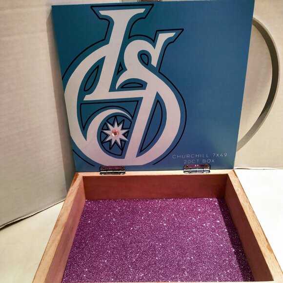 Suenos de Saundra Upcycled, RARE Blue/White Churchill Cigar Shoulder Purse - Picture 7 of 13